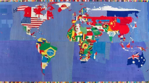 Opera di Alighiero Boetti.