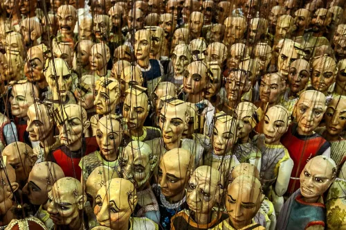 Atelier Carlo Colla & Figli, Milano. Stanza delle marionette.