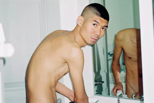 Ph Ren Hang.