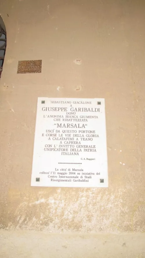 via Mario Rapisardi, 14/16; Marsala (Trapani).