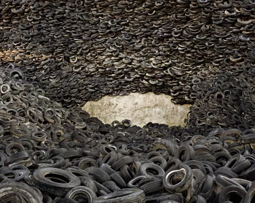 Ph Edward Burtynsky.